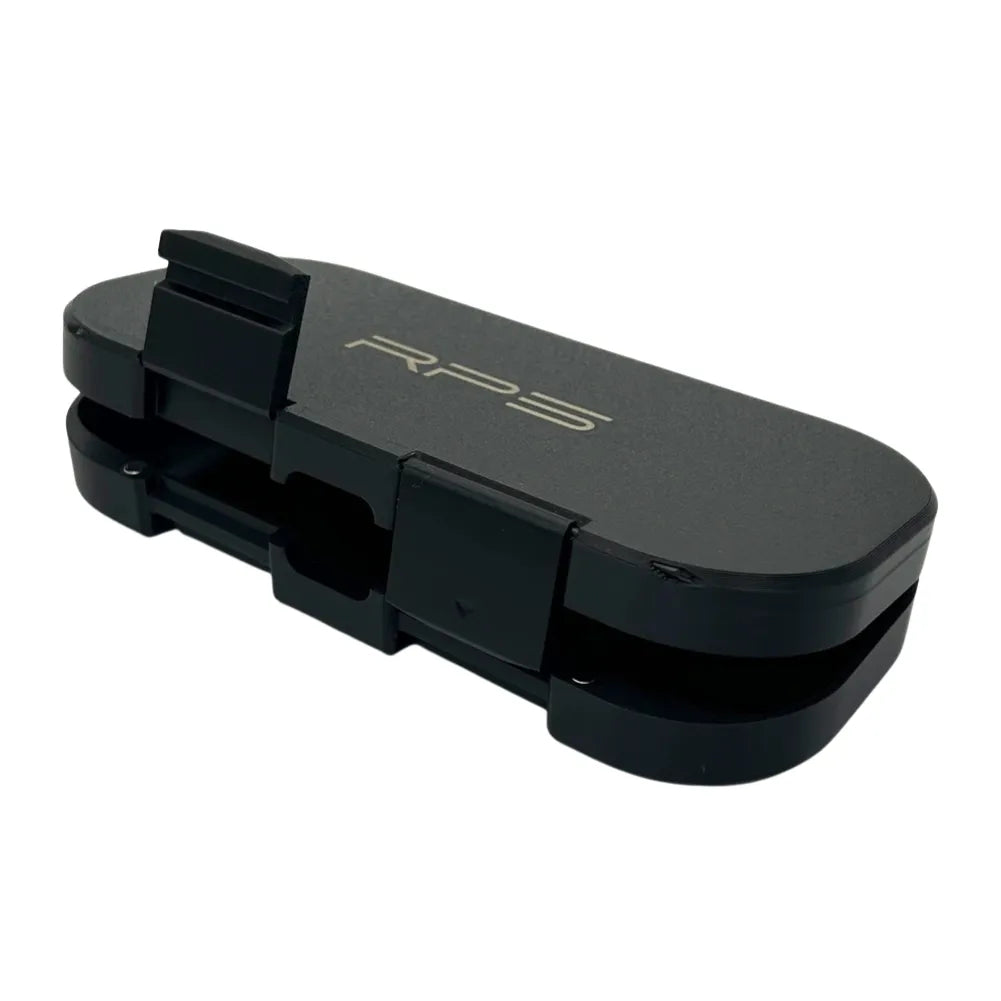 Étui de protection Retroid Pocket 5 avec coque rigide et clips magnétiques pour une protection améliorée.