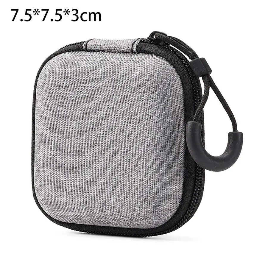 Étui de transport zippé pour console portable rétro, câbles et cartes microSD — 7,5 × 7,5 × 3 cm
