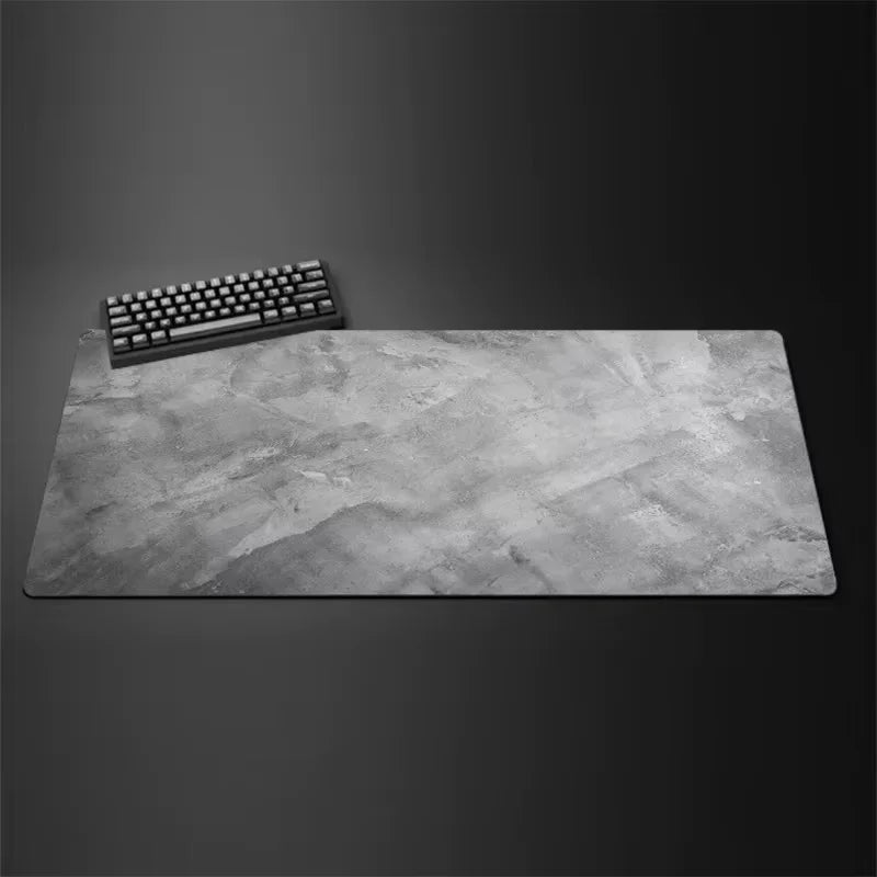 Tapis de souris XXL de la série grise, bords surjetés et base caoutchouc, formats de 30 × 60 à 50 × 100 cm — Modèle 5