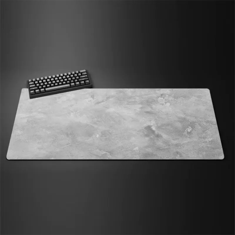 Tapis de souris XXL de la série grise, bords surjetés et base caoutchouc, formats de 30 × 60 à 50 × 100 cm — Modèle 4