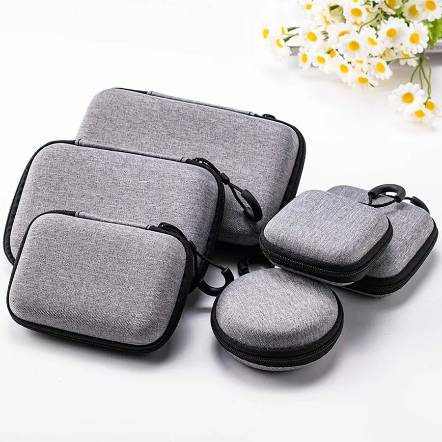 Étui de transport zippé pour console portable rétro, câbles et cartes microSD — visuel 4