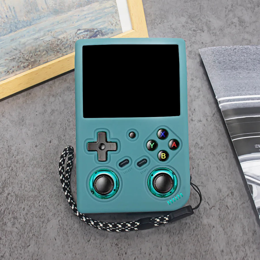 Anbernic RG35XX Pro dans sa coque en silicone verte