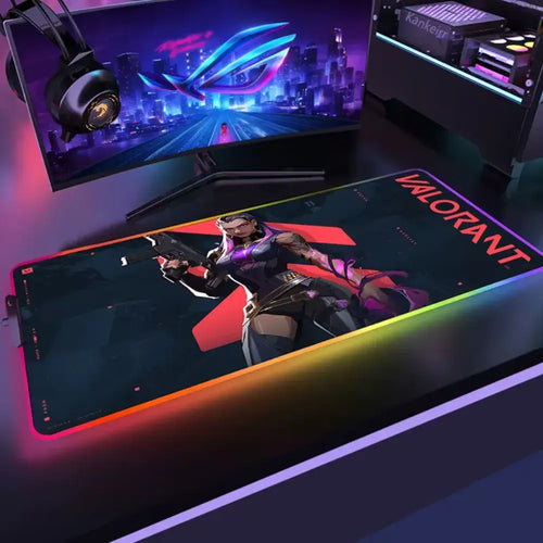 Reyna en mode RGB – Tapis de souris gamer XXL antidérapant