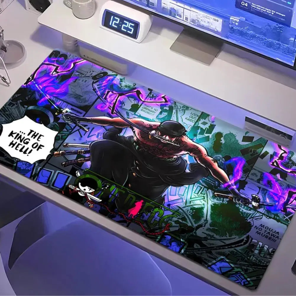 Tapis de souris XXL One Piece Zoro King of Hell avec un design dynamique et vibrant pour gamers et fans d'anime.