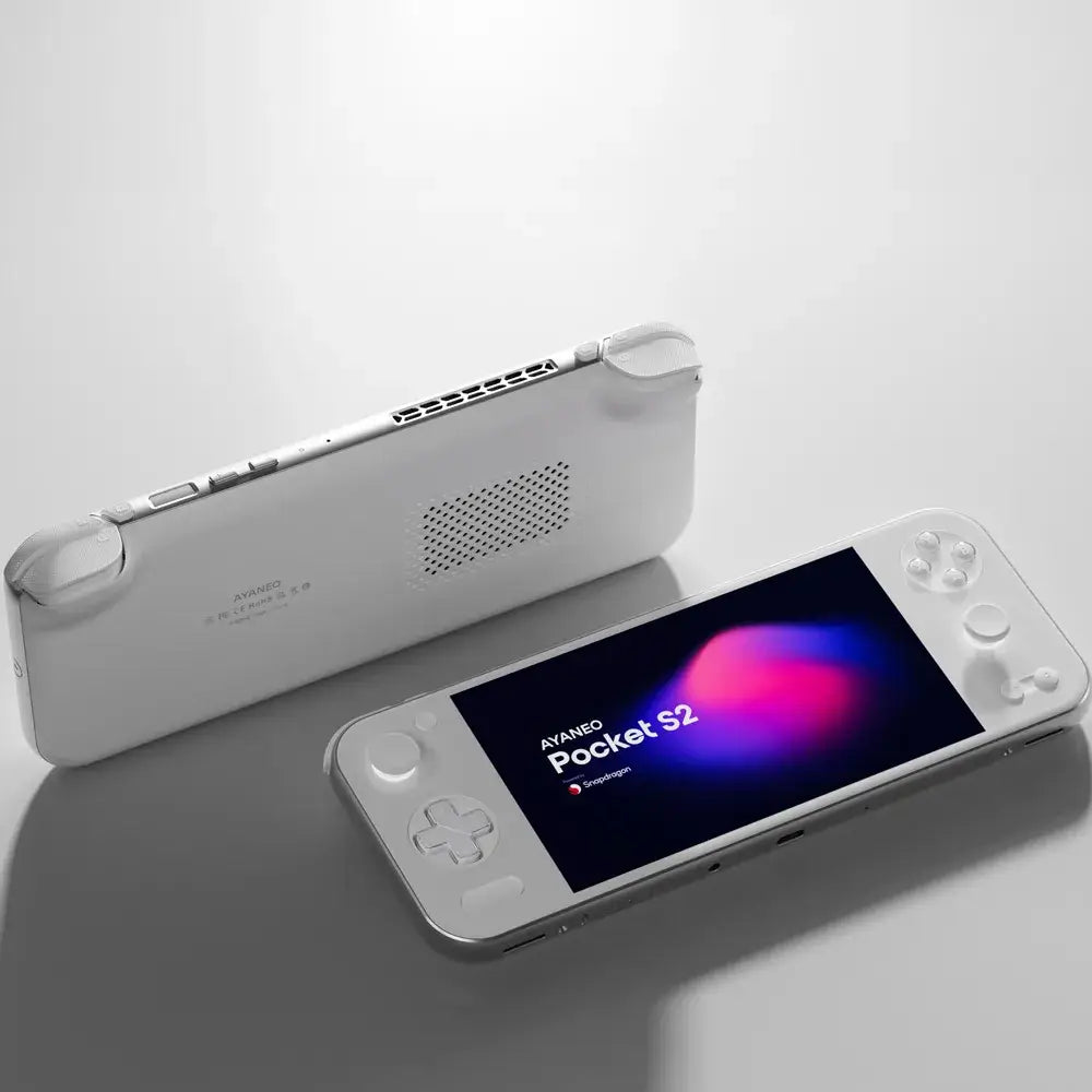 Console AYANEO Pocket S2 blanche avec écran lumineux et design moderne.