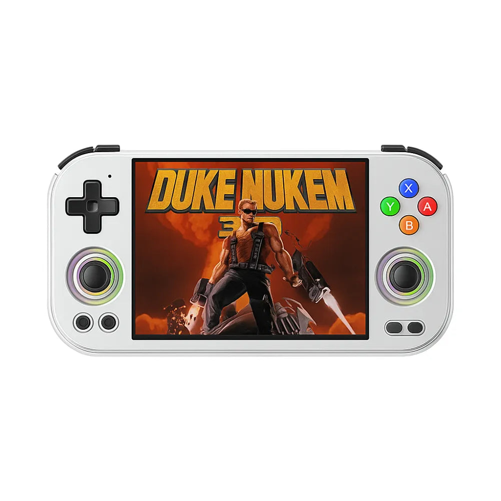 Console portable ANBERNIC RG477M affichant Duke Nukem sur écran 4,7 pouces.