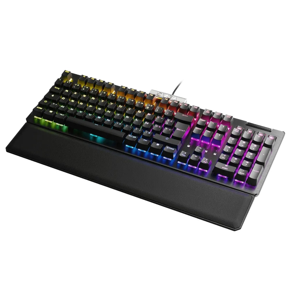 Configuration gaming avec clavier EVGA Z15 branché