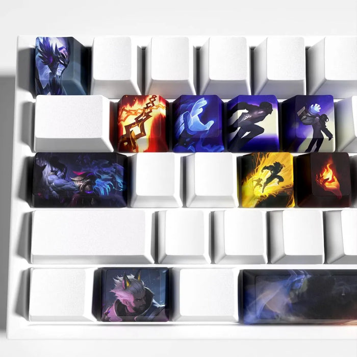 Sylas, ses chaînes, et une matière qui se sent — Keycaps Sylas League of Legends – l'épaisseur du PBT à l'œil et au toucher