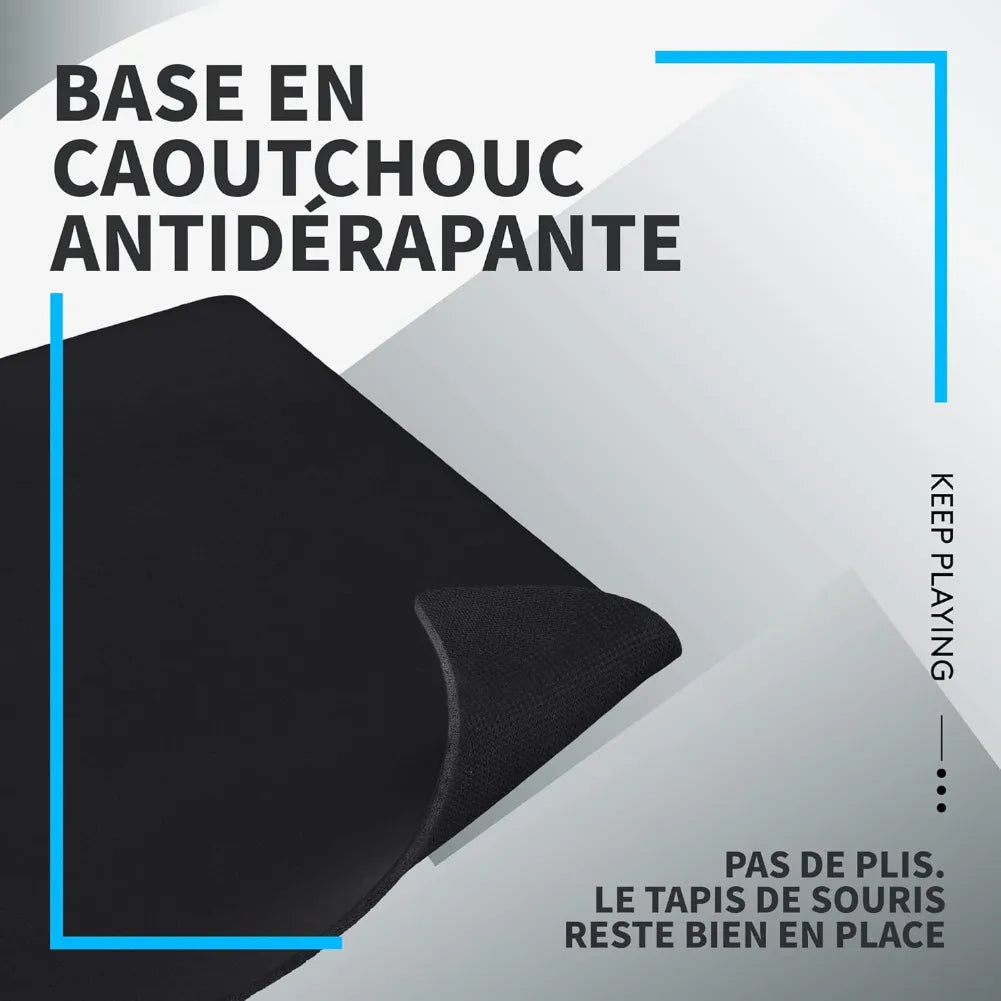 Vue détaillée de la base en caoutchouc antidérapante du tapis de souris Logitech G G640, offrant une adhérence optimale.