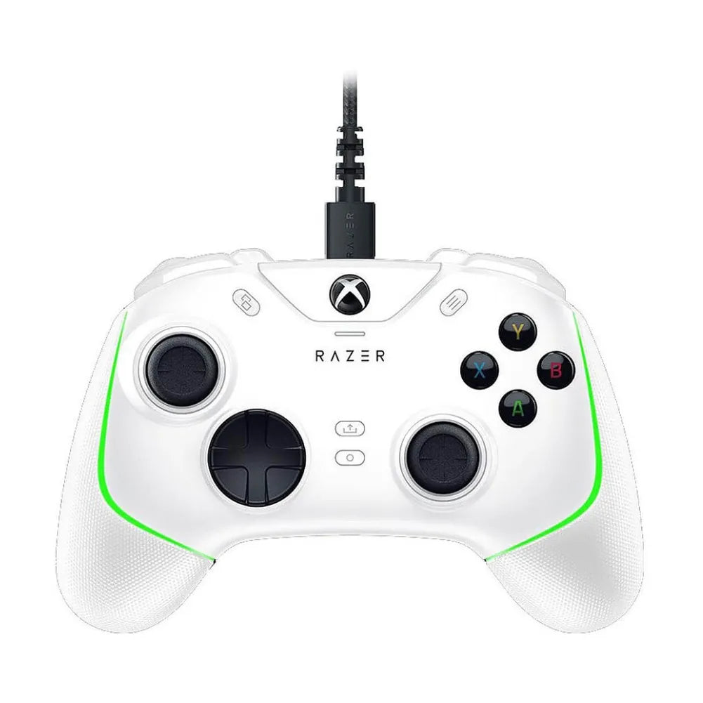 Vue de face de la manette Razer Wolverine V2 Chroma