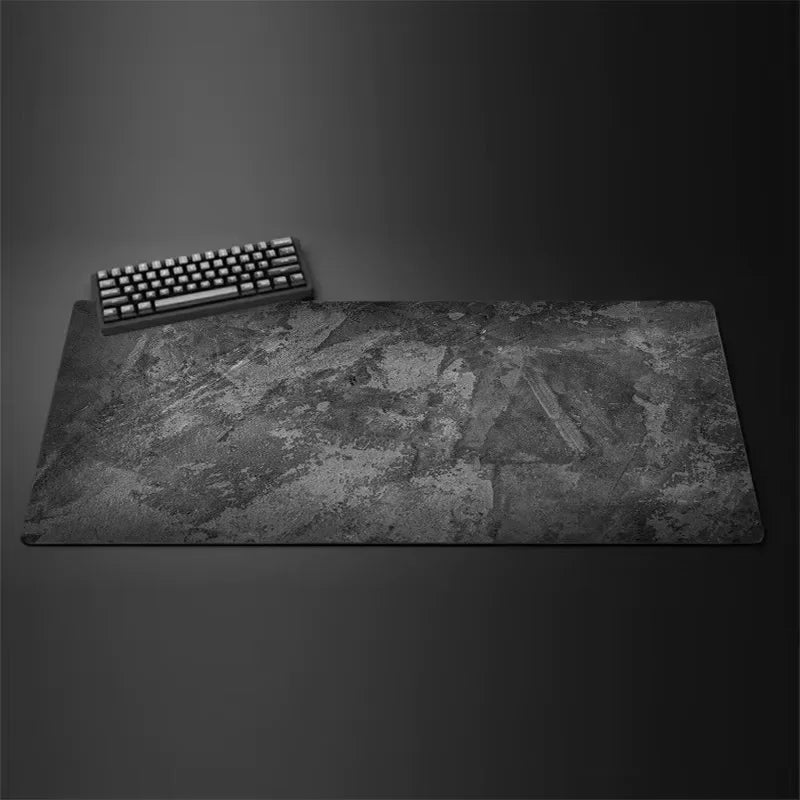 Tapis de souris XXL de la série grise, bords surjetés et base caoutchouc, formats de 30 × 60 à 50 × 100 cm — Modèle 2