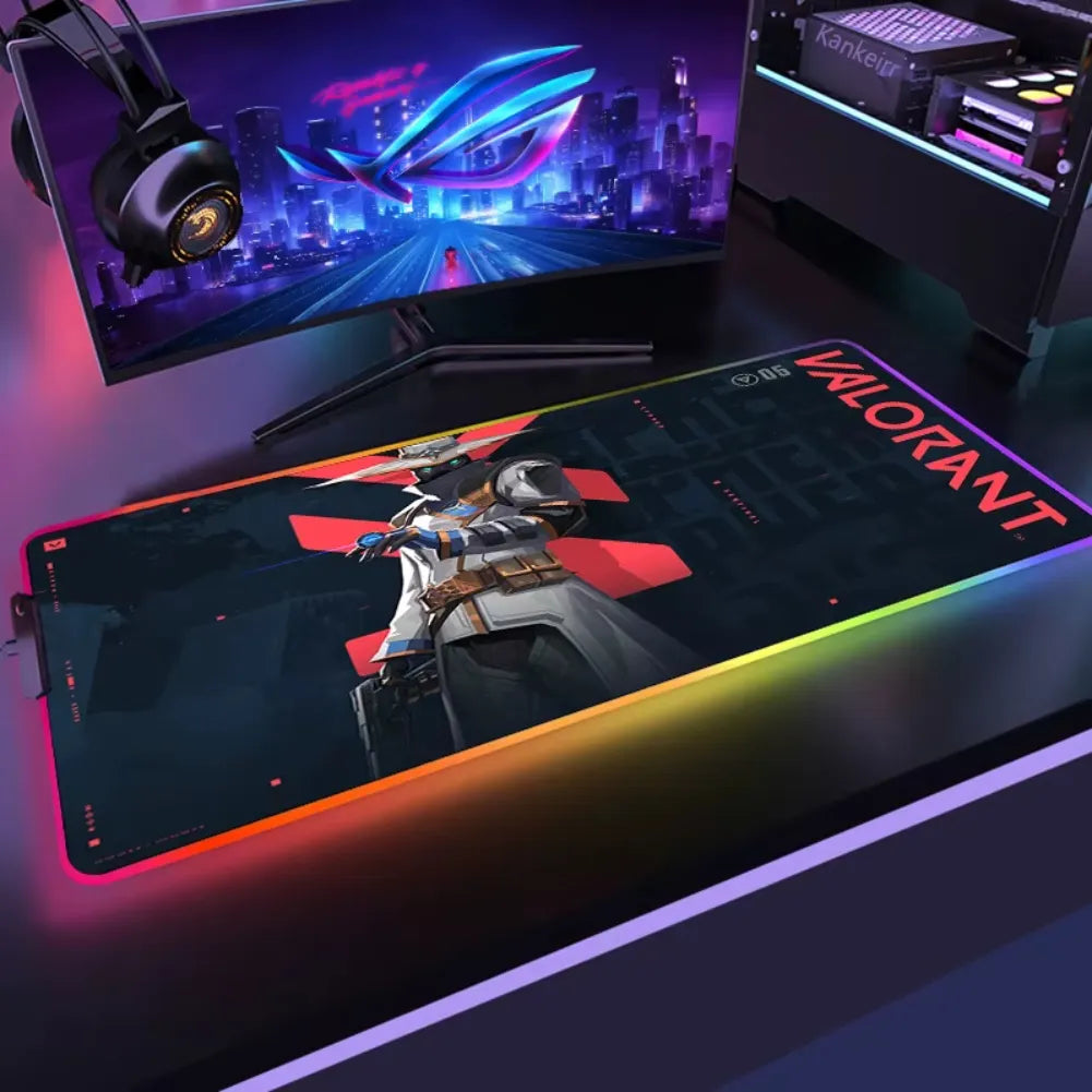 Tapis de souris Valorant Cypher dans un espace gaming