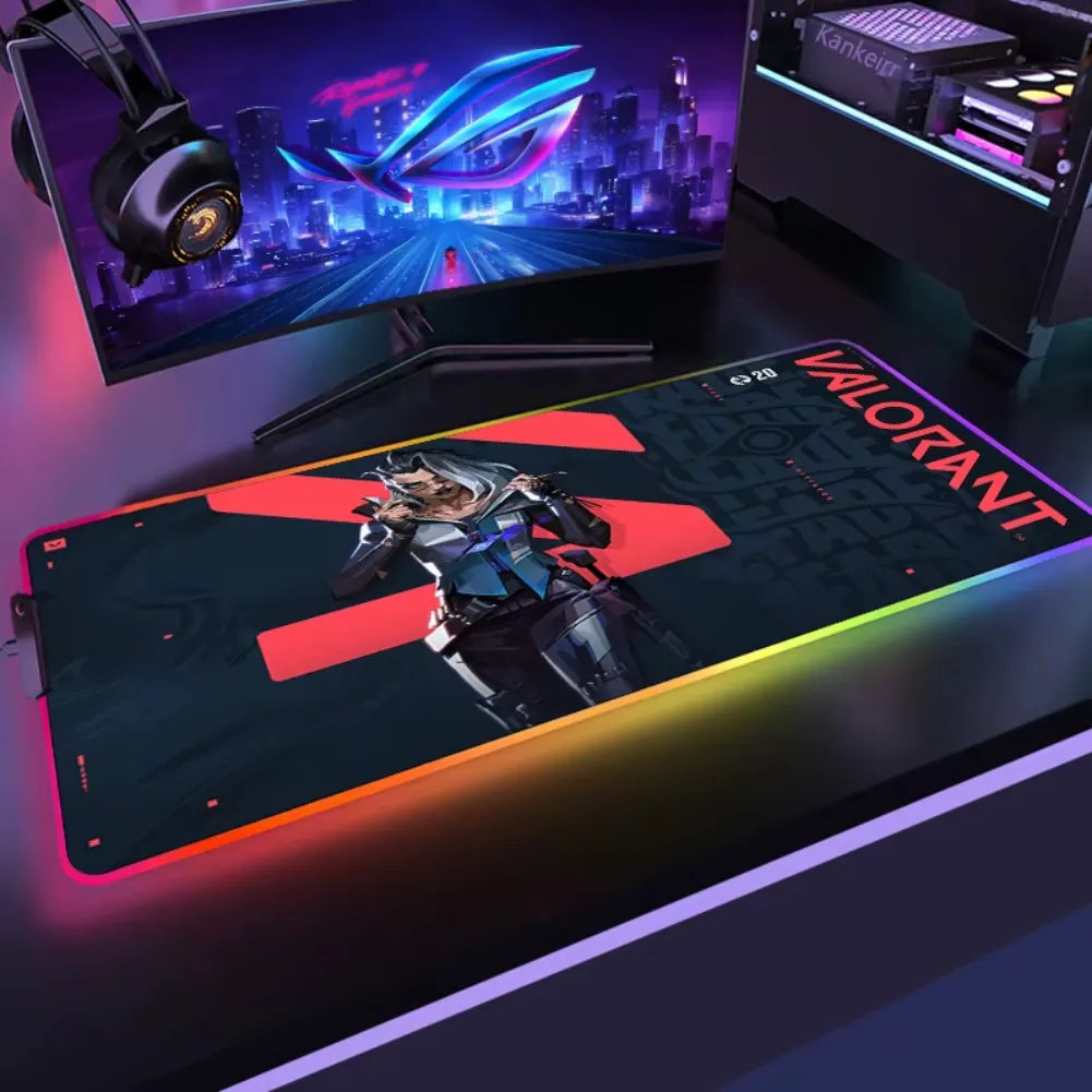 Tapis de souris XXL Valorant Fade dans une ambiance gaming ultime